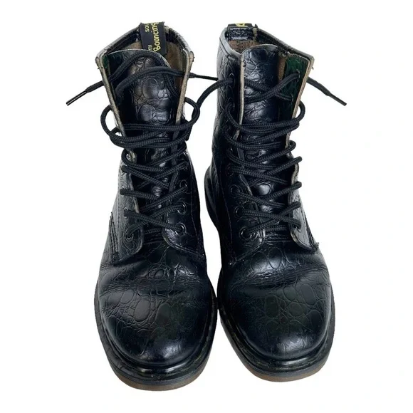 Dr. Martens Vintage Made In England Black Croc Embossed Leather Boots - Picture 1 of 11